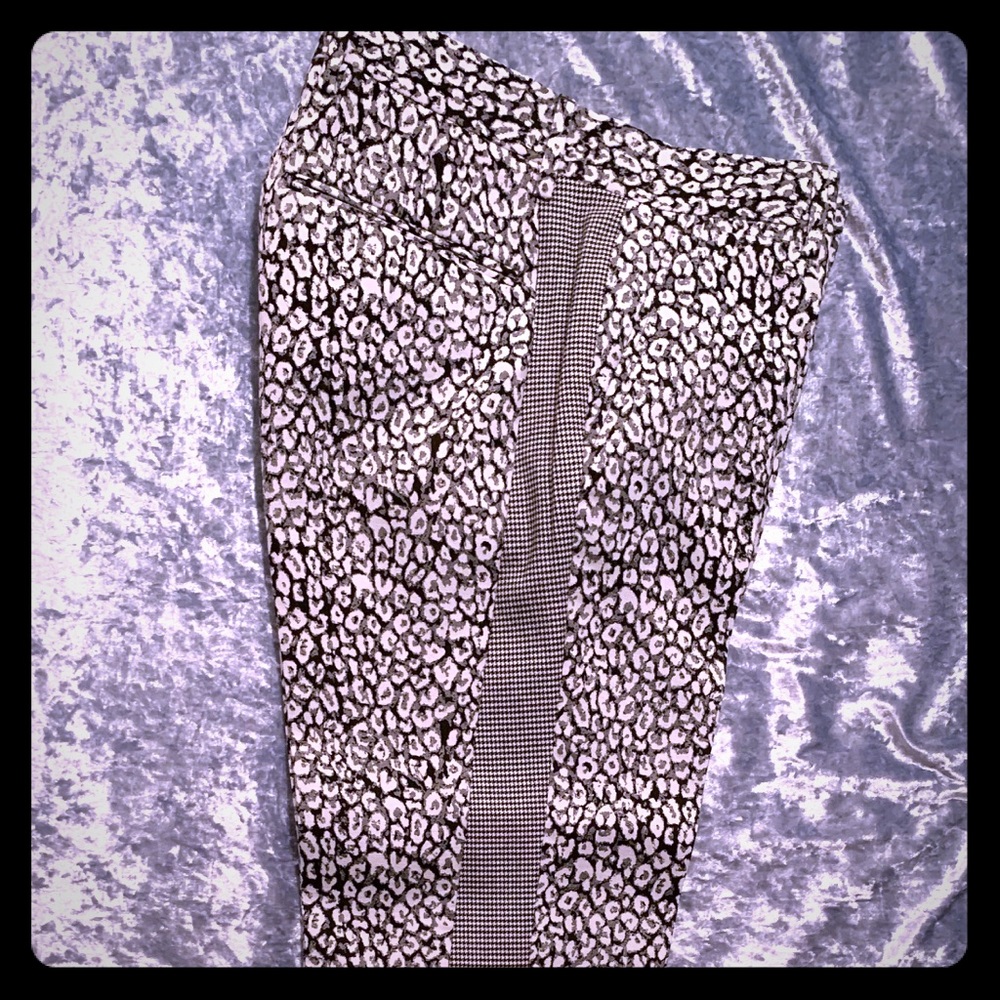 Skinny/Slimfit  Cheetah Print/Houndstooth Pants